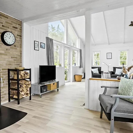 4 Bedroom Lovely In Vestervig