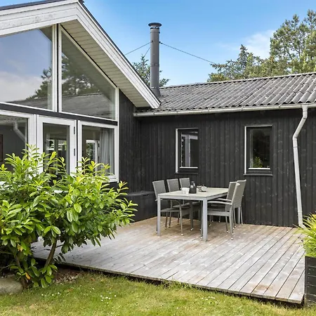 Holiday home 4 Bedroom Lovely In *