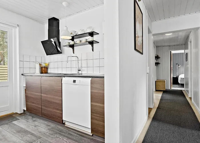 4 Bedroom Lovely In