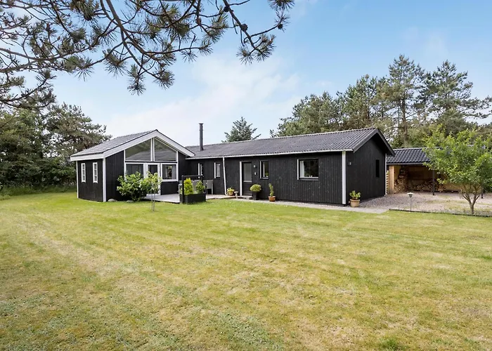 4 Bedroom Lovely In